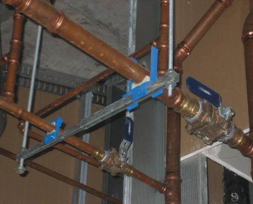 Dynamic Systems uses HoldRite stout bracket systems to eliminate making trapezes.