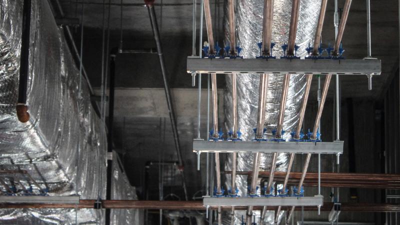 Overhead supports in new build.